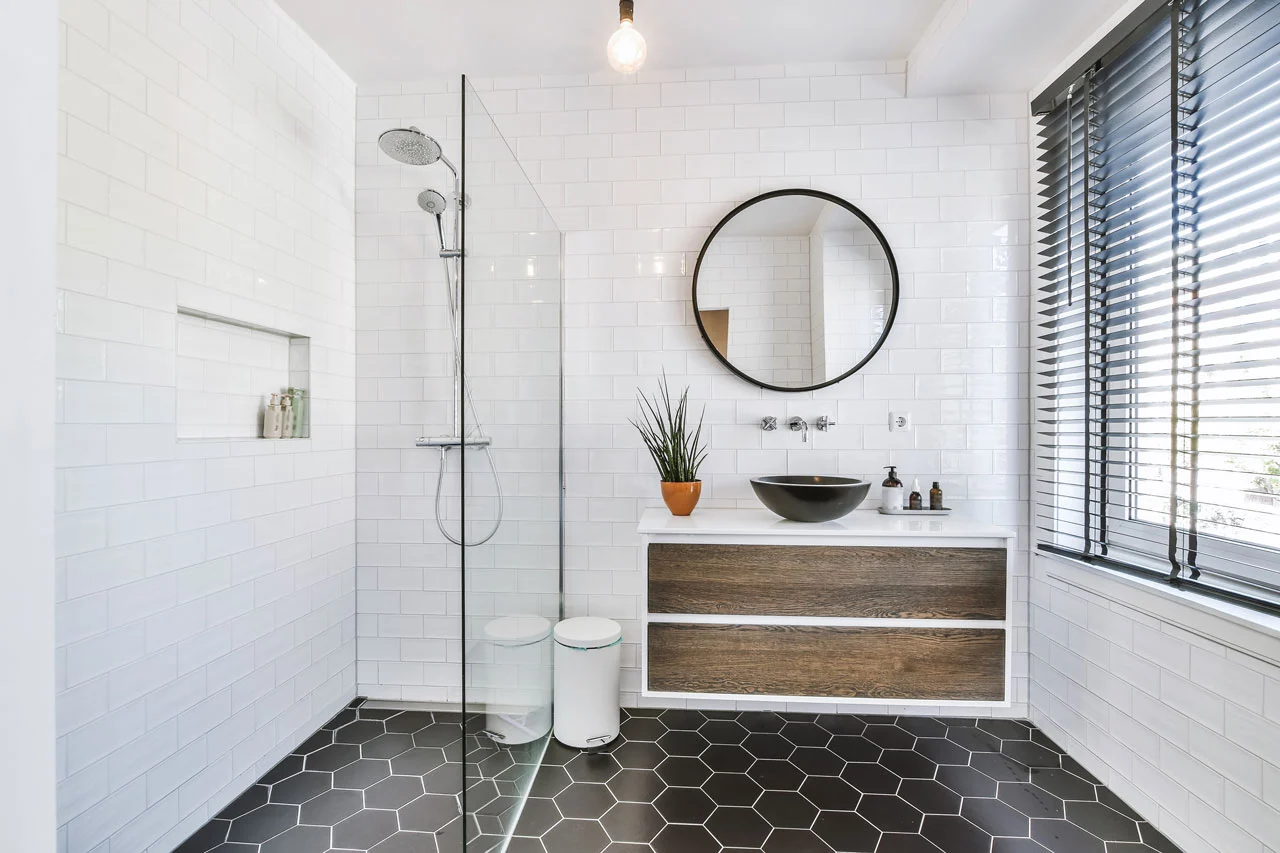 Hexagon bathroom floor tile