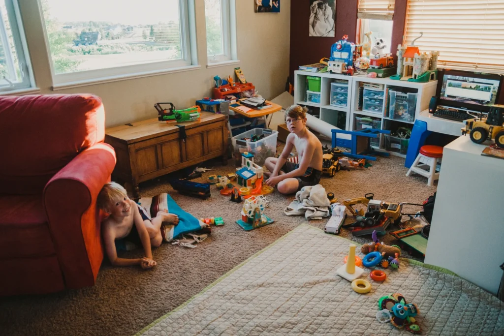 How to Store Toys in the Living Room